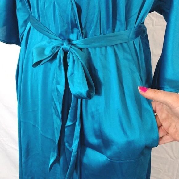 VTG 70s VF Teal Paisley Embroidered Wide Sleeve Long Nylon Robe Small - Picture 7 of 17